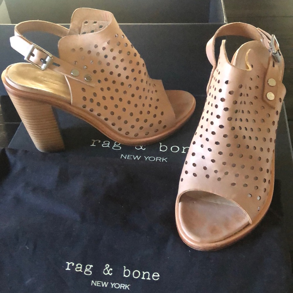 Rag and bone sandals with dust bag